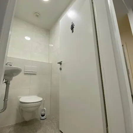 Хостел Opera Любляна