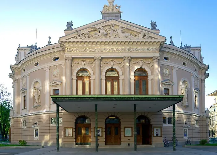 Hostel Opera Lublaň