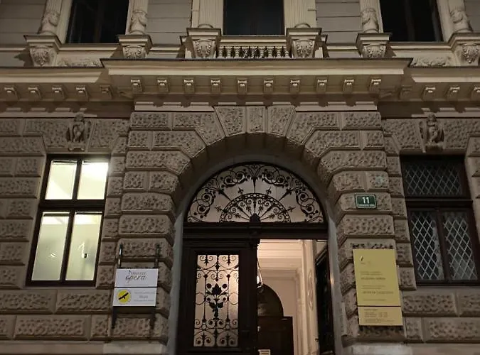 Hostel Opera Ljubljana